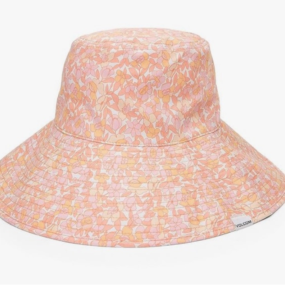 Floral Bucket Hat in Peach and White Feeling shady ! Volcom wide brim hat - Picture 4 of 11